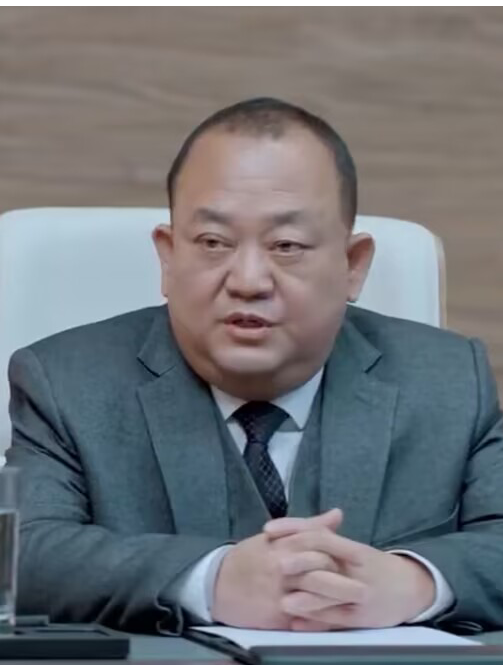 邱士學(都市職場劇《流光之下》中的角色) 邱士學(都市職場劇《流光之下》中的角色)
