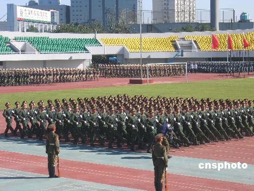 北京衛生學校閱兵式表演