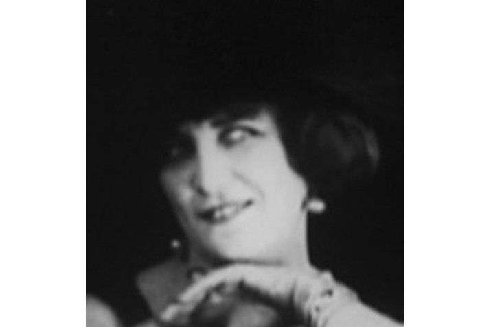 Leona Anderson Leona Anderson