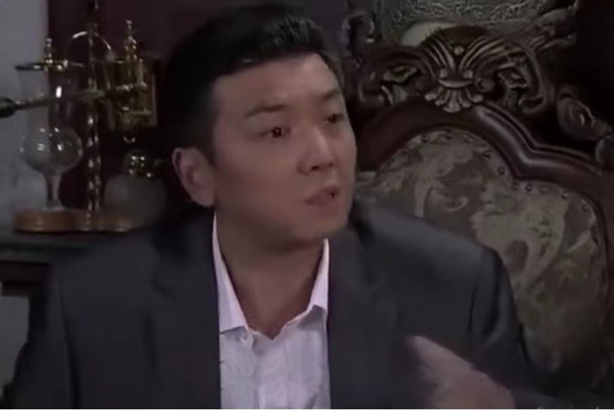 王富貴(年代情感劇《遙遠的婚約》中的角色) 王富貴(年代情感劇《遙遠的婚約》中的角色)