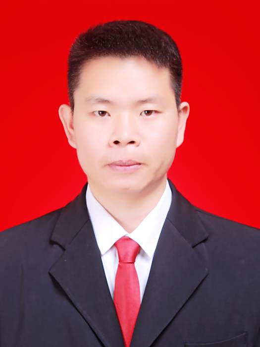 許博(貴州省遵義市播州區監委委員、三級監察官) 許博(貴州省遵義市播州區監委委員、三級監察官)