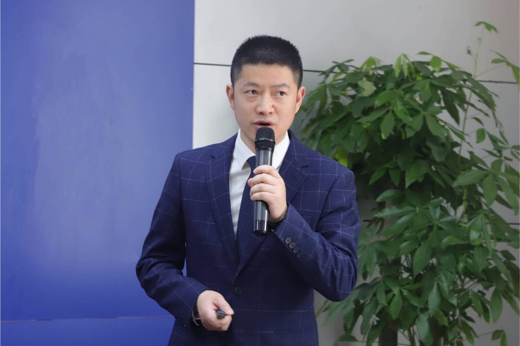 唐波(四川省南充市司法局法治調研科科長) 唐波(四川省南充市司法局法治調研科科長)
