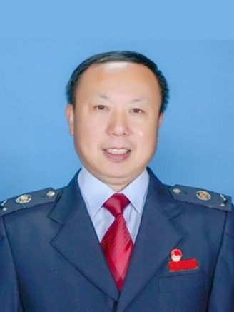 余文平(德興市稅務局黨委委員、副局長) 余文平(德興市稅務局黨委委員、副局長)