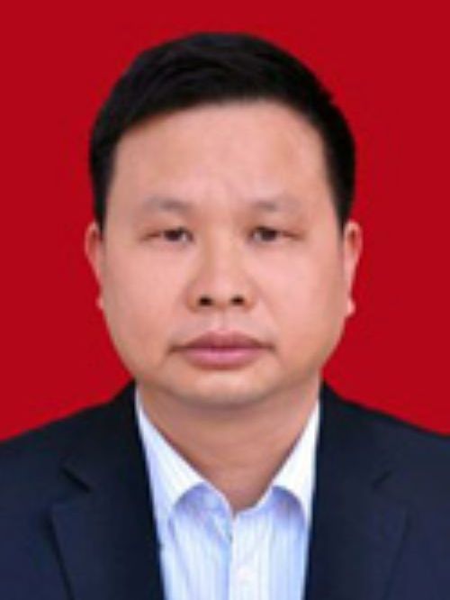 賴永興(廣東省翁源縣副縣長、人民政府黨組成員) 賴永興(廣東省翁源縣副縣長、人民政府黨組成員)