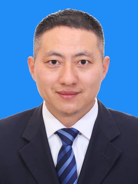 王偉洪(浙江省金華市武義縣泉溪鎮人大主席、二級主任科員) 王偉洪(浙江省金華市武義縣泉溪鎮人大主席、二級主任科員)