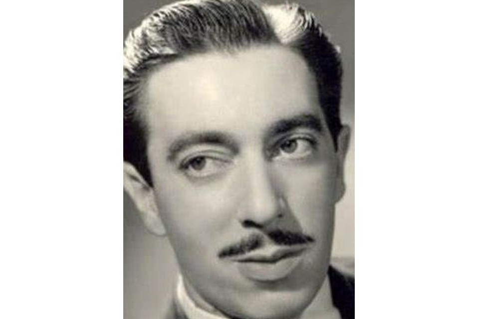 José Lewgoy José Lewgoy