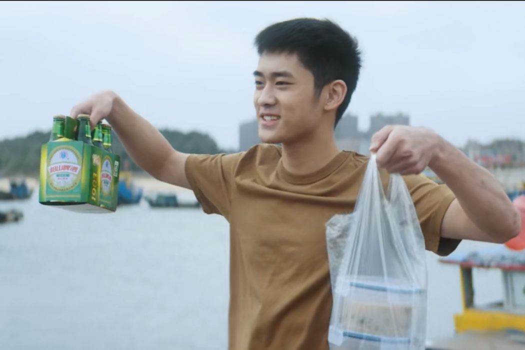 周柏(微短劇《那個重逢的夜晚》中的角色)