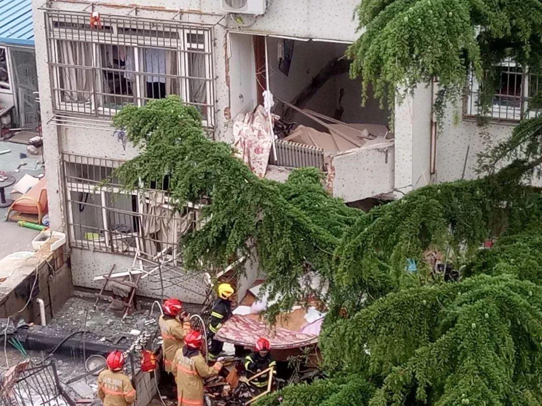 5·16青島居民樓爆燃事故