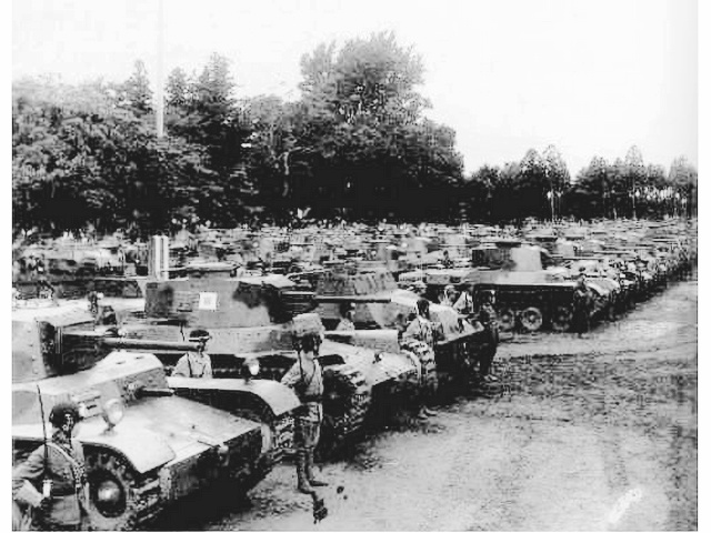 一式中型坦克在日本部隊集結待命