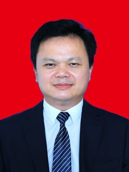 李文杰(長沙縣教育局黨委書記、局長) 李文杰(長沙縣教育局黨委書記、局長)