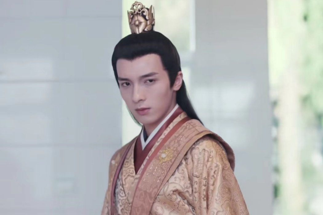 雲奕(古裝輕喜劇《奇妙的命運呀》中的角色) 雲奕(古裝輕喜劇《奇妙的命運呀》中的角色)