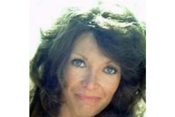 Dyanne Thorne Dyanne Thorne