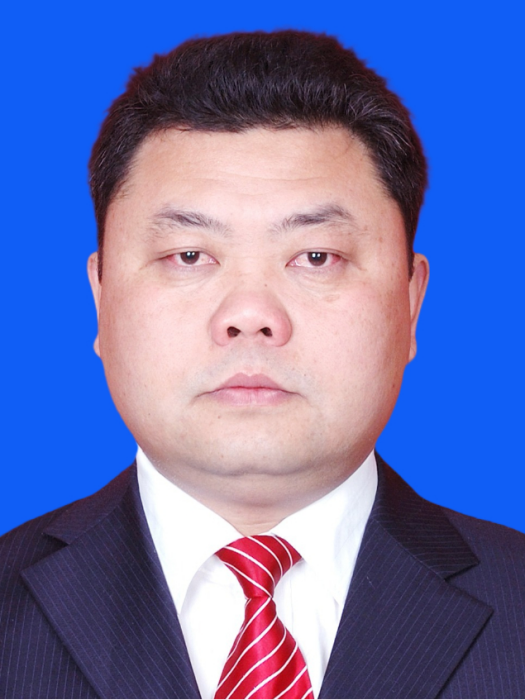 譚勇(貴州省黔南州荔波縣教育局縣政府正科級督學) 譚勇(貴州省黔南州荔波縣教育局縣政府正科級督學)