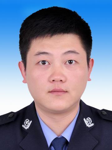 林毅(甘肅省隴南市成縣公安局黨委副書記、政委) 林毅(甘肅省隴南市成縣公安局黨委副書記、政委)