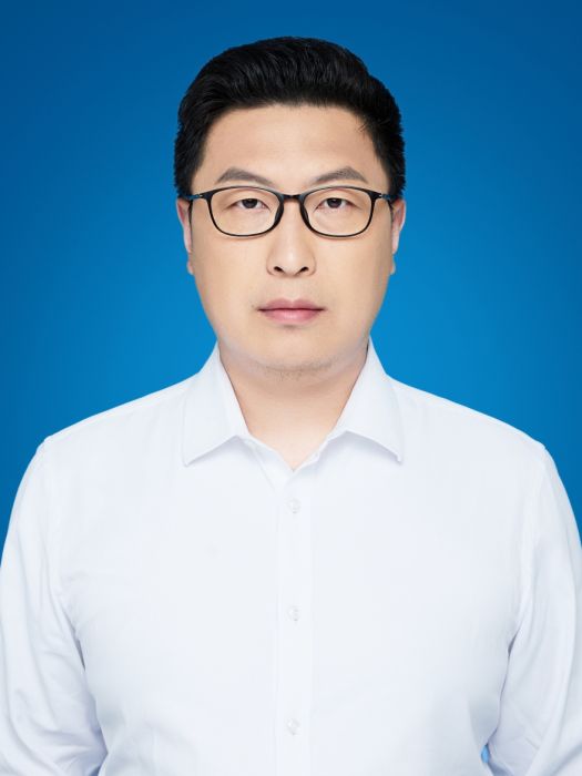 趙宇(浙江省台州市自然資源和規劃局路橋分局黨組副書記、副局長) 趙宇(浙江省台州市自然資源和規劃局路橋分局黨組副書記、副局長)