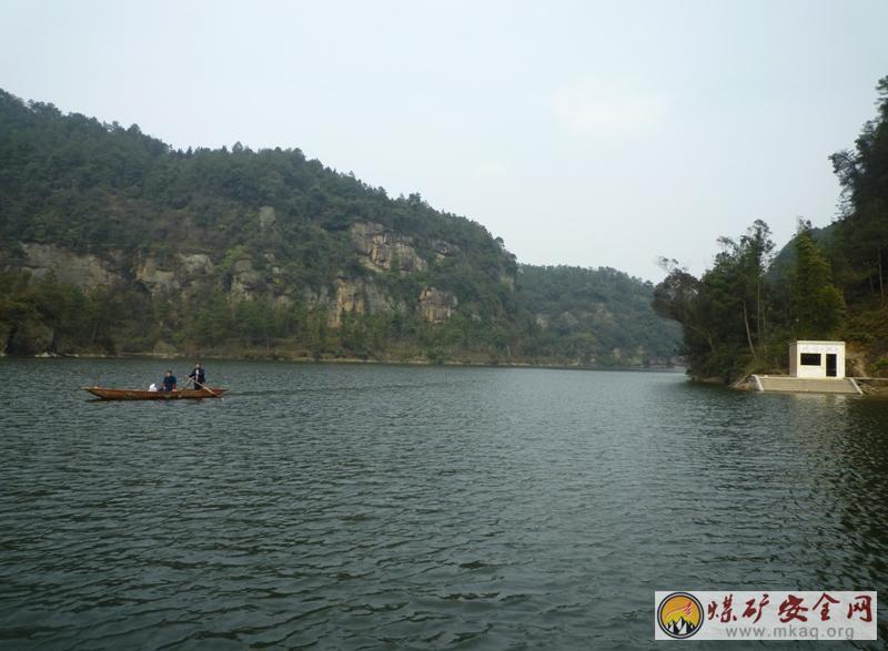 長沙湖風景區(長沙壩水庫) 長沙湖風景區(長沙壩水庫)