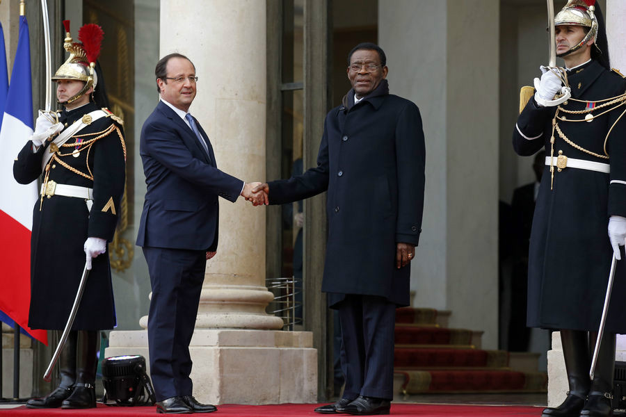 奧比昂與法國總統奧朗德