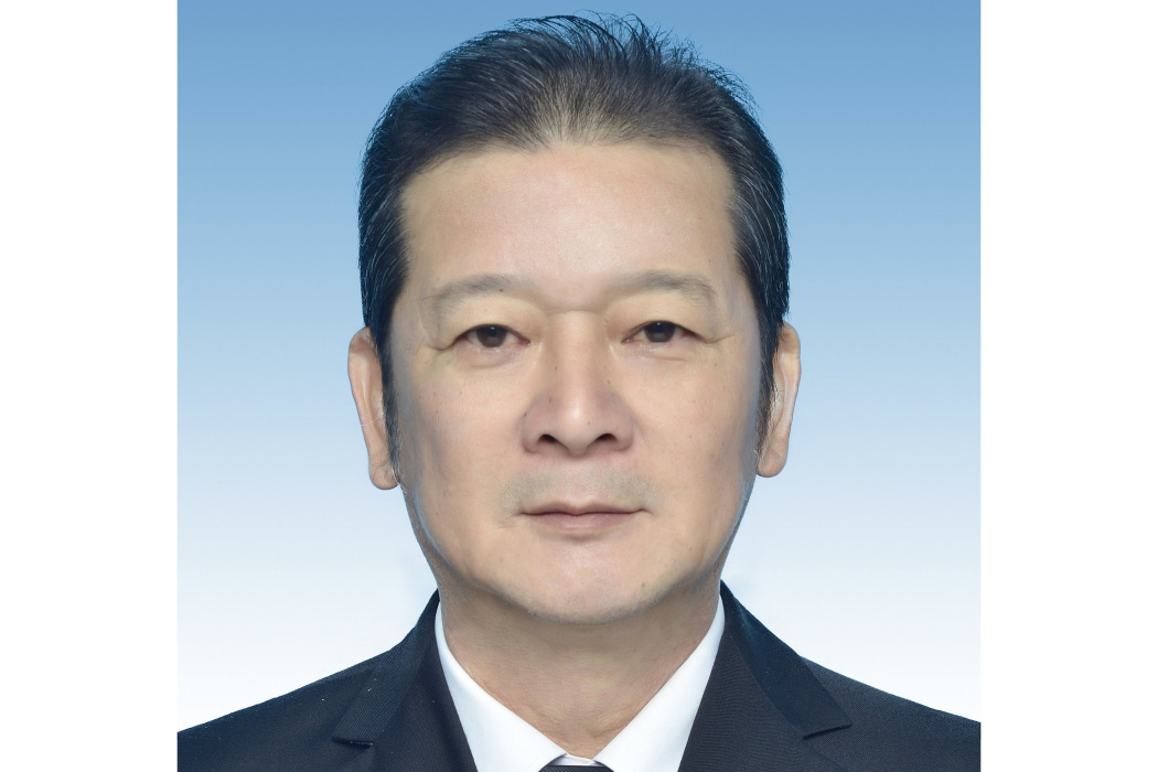 趙曉剛(浙江省文聯黨組成員、書記處書記,海軍大校) 趙曉剛(浙江省文聯黨組成員、書記處書記,海軍大校)