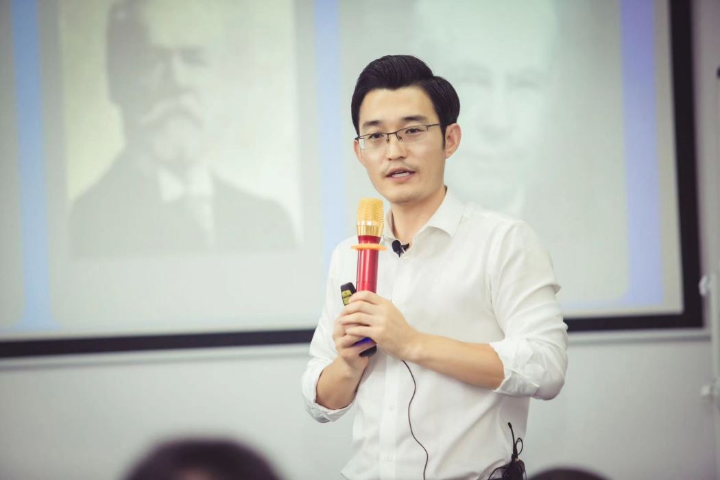 李維(管理學第一定律提出者) 李維(管理學第一定律提出者)