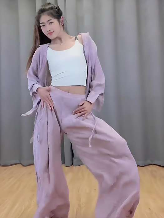 方雅圓 方雅圓