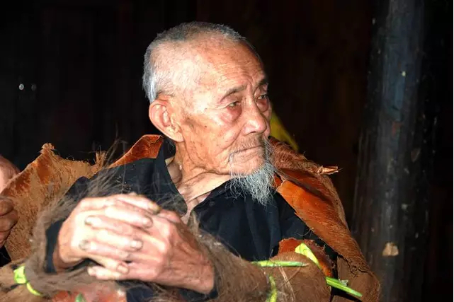 石成業 石成業