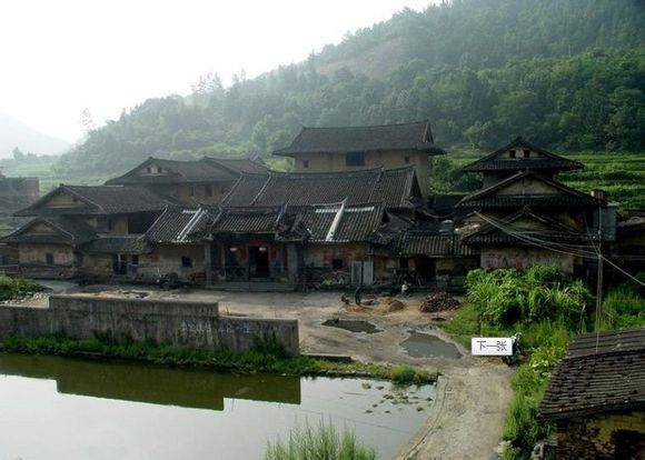 裕隆樓 裕隆樓