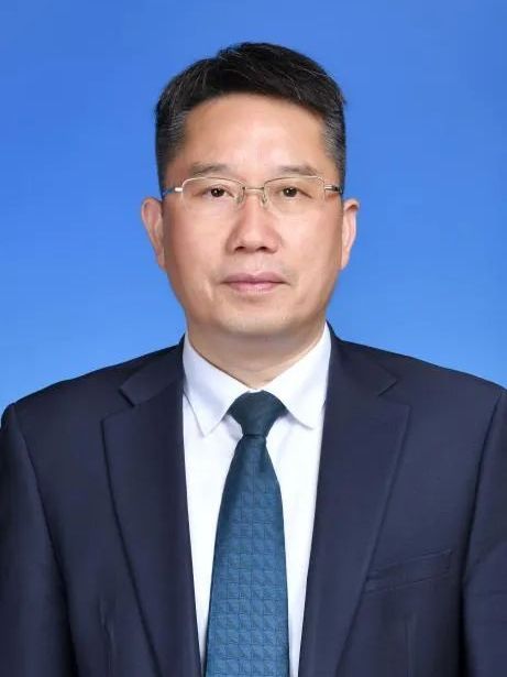張威(浙江中醫藥大學附屬第二醫院院長,致公黨浙江省委會副主委) 張威(浙江中醫藥大學附屬第二醫院院長,致公黨浙江省委會副主委)