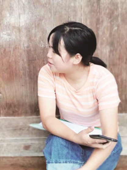 何蘭蘭 何蘭蘭