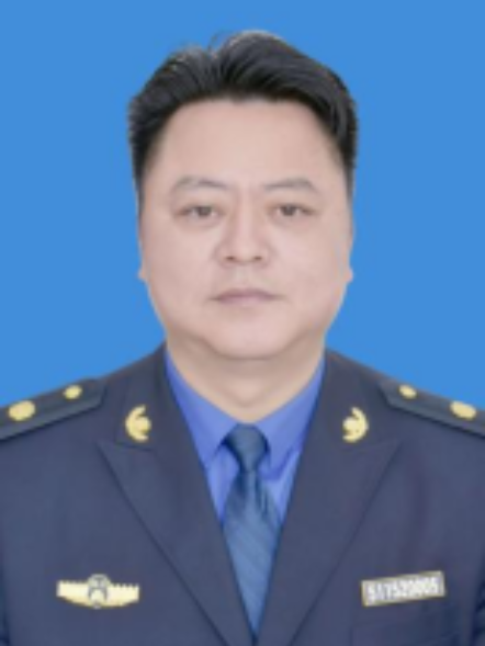 石勇(四川省巴中市南江縣綜合行政執法局黨組成員、副局長) 石勇(四川省巴中市南江縣綜合行政執法局黨組成員、副局長)