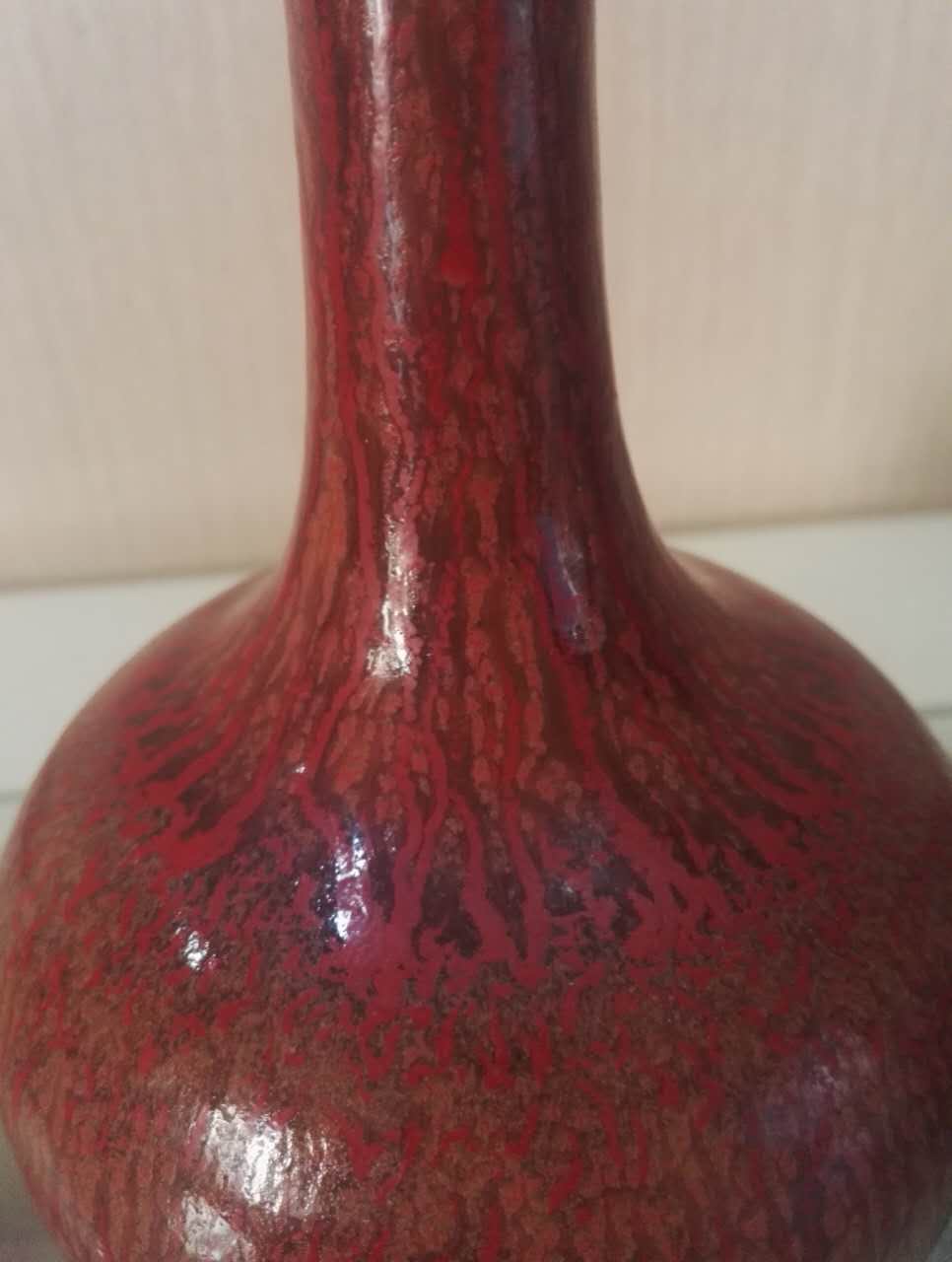 豇豆紅釉長頸膽瓶