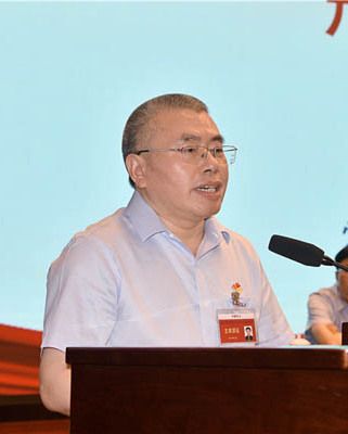 楊安國(中共二十大代表,安徽合力股份有限公司黨委書記、董事長) 楊安國(中共二十大代表,安徽合力股份有限公司黨委書記、董事長)