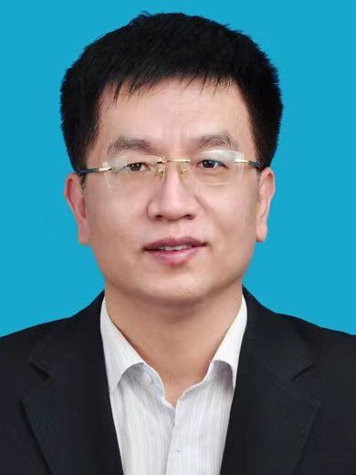 李成才(山東省煙臺市文化和旅遊局黨組成員、副局長) 李成才(山東省煙臺市文化和旅遊局黨組成員、副局長)