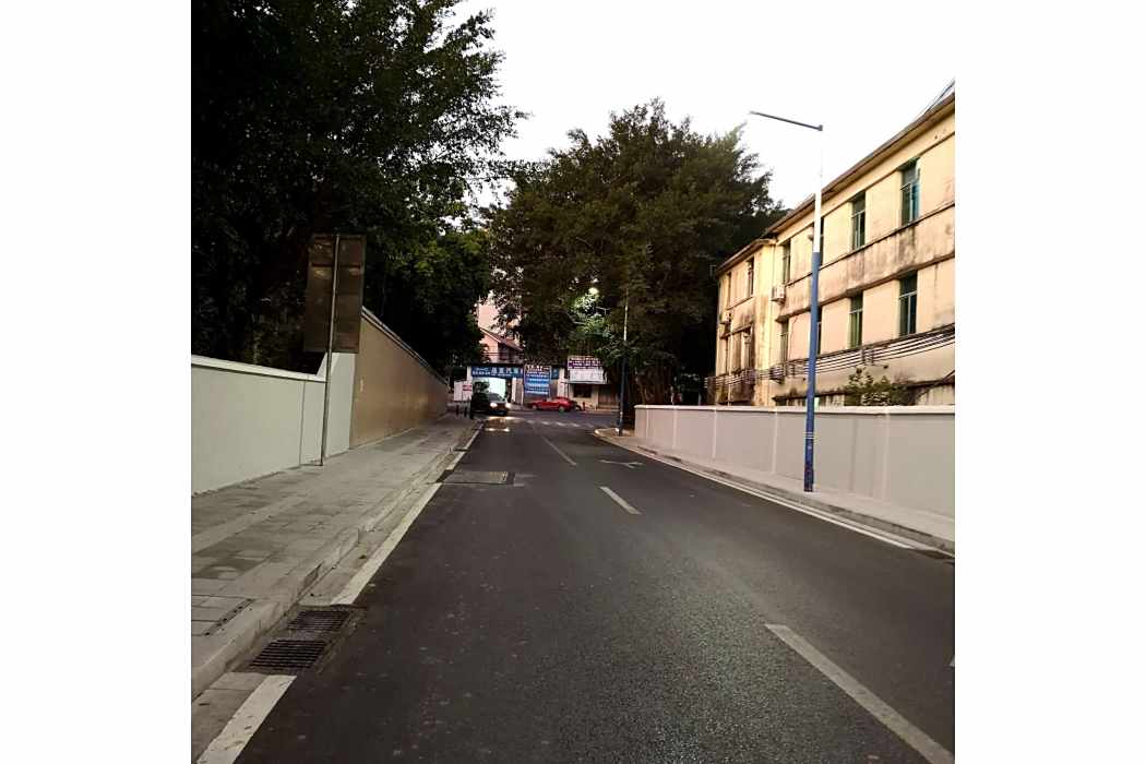 雲祥路(廣州市白雲區境內道路) 雲祥路(廣州市白雲區境內道路)