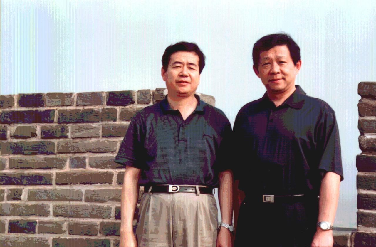 與陳德銘省長在陝北煤炭基地（2004）