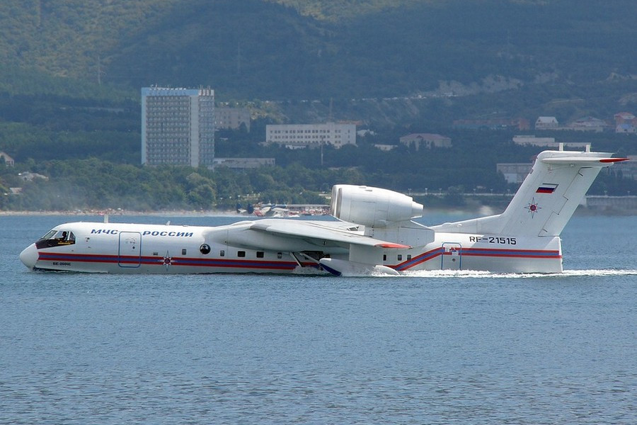 別-200“牽牛星”水陸兩棲飛機(別-200水上飛機) 別-200“牽牛星”水陸兩棲飛機(別-200水上飛機)