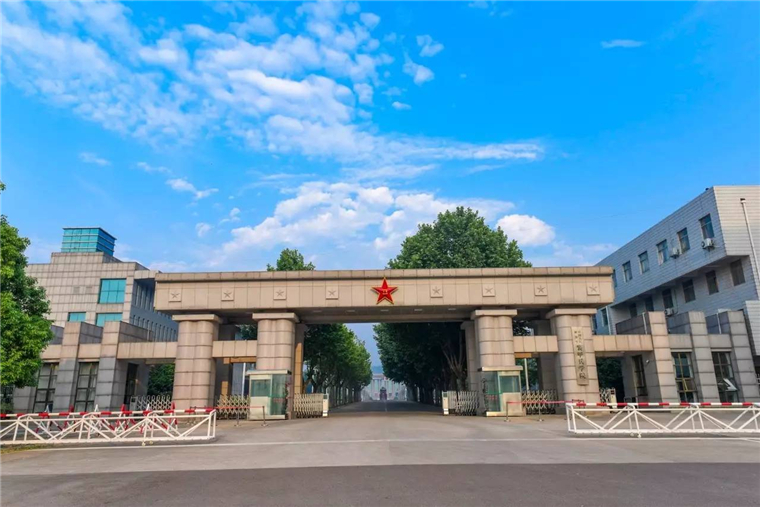 中國人民解放軍陸軍裝甲兵學院(中國人民解放軍蚌埠坦克學院)