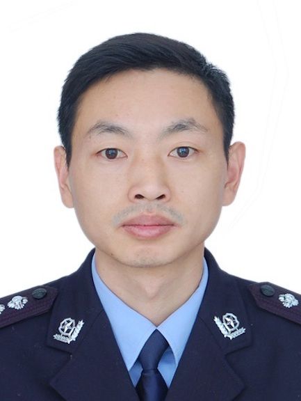 柳銳 柳銳