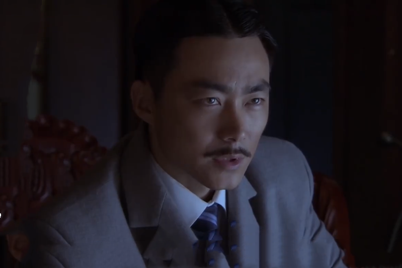 顧雪峰(諜戰劇《代號十三釵》中的角色,由李竹飾演) 顧雪峰(諜戰劇《代號十三釵》中的角色,由李竹飾演)
