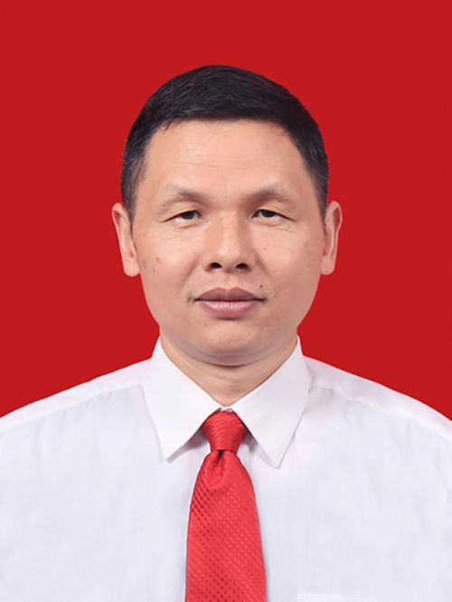 陳明道(江西省贛州市信豐縣林業局黨組成員、副局長) 陳明道(江西省贛州市信豐縣林業局黨組成員、副局長)