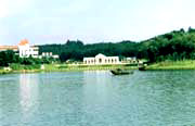 鴛鴦湖