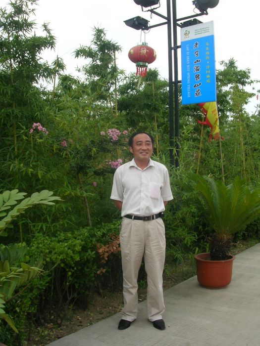 徐成祥(江蘇省洪澤縣實驗中學一級教師) 徐成祥(江蘇省洪澤縣實驗中學一級教師)