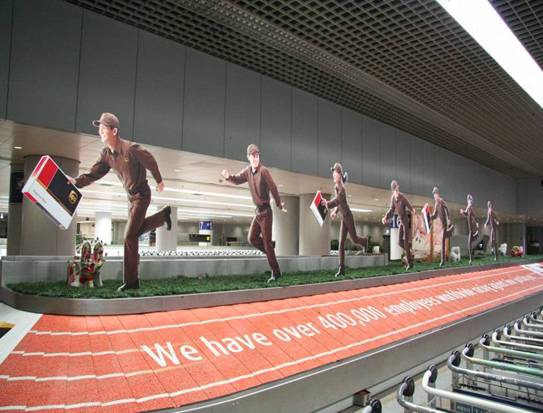 北京首都國際機場傳送帶廣告