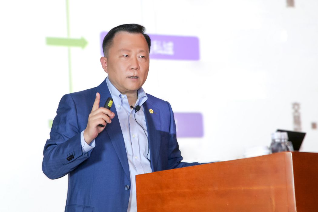 趙志宏(渤海銀行副行長、執行董事、首席風險管理官) 趙志宏(渤海銀行副行長、執行董事、首席風險管理官)
