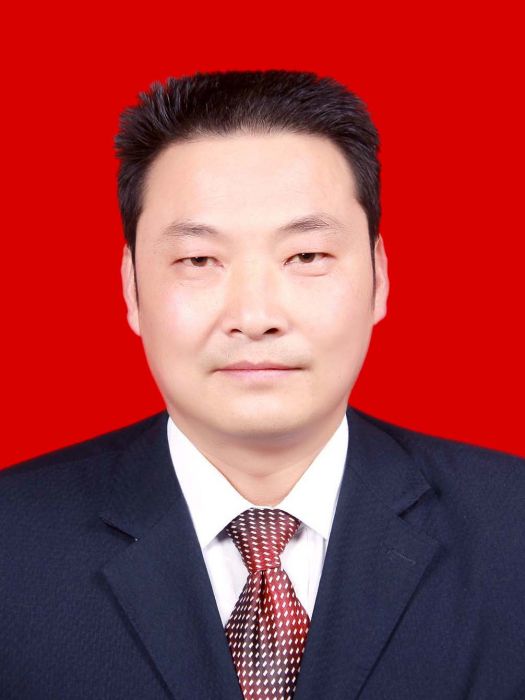 張新峰(四川省綿陽市梓潼縣住房和城鄉建設局黨委委員、縣城市管理監察大隊大隊長、二級主任科員) 張新峰(四川省綿陽市梓潼縣住房和城鄉建設局黨委委員、縣城市管理監察大隊大隊長、二級主任科員)