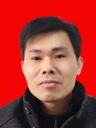 劉長峰(安徽省亳州市利辛縣醫保局黨組成員、醫保中心主任) 劉長峰(安徽省亳州市利辛縣醫保局黨組成員、醫保中心主任)
