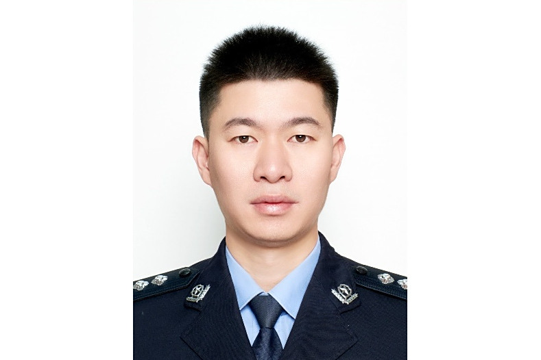 唐俊新 唐俊新