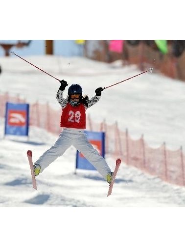 張櫻凡(中國滑雪女子運動員) 張櫻凡(中國滑雪女子運動員)