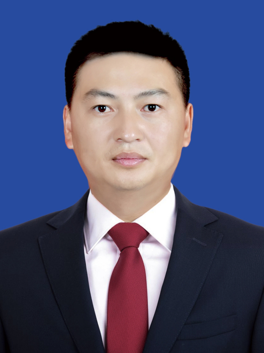 何英傑(重慶市彭水苗族土家族自治縣雙龍鄉黨委書記) 何英傑(重慶市彭水苗族土家族自治縣雙龍鄉黨委書記)