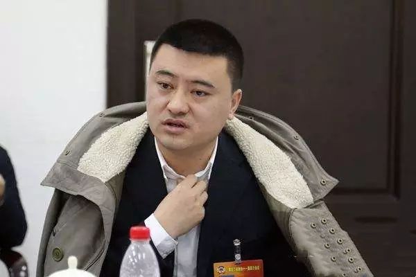 高金鵬(大慶振富集團董事局主席、總裁) 高金鵬(大慶振富集團董事局主席、總裁)