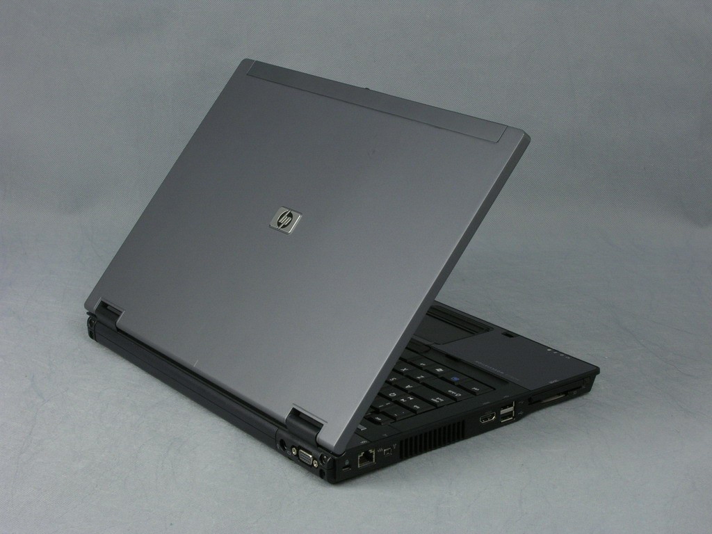 HP Compaq 8510w(FE008PA)